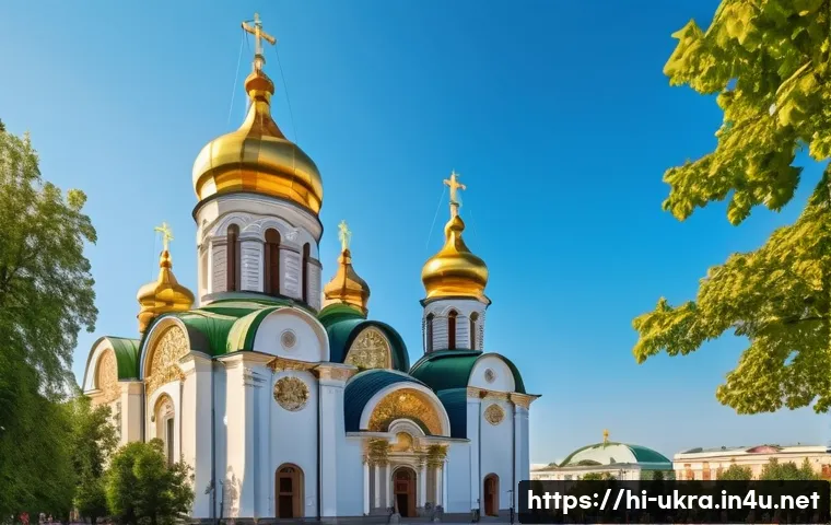소피아 대성당 키예프 - A breathtaking view of the Saint Sophia Cathedral exterior, showcasing the unique architectural fusi...